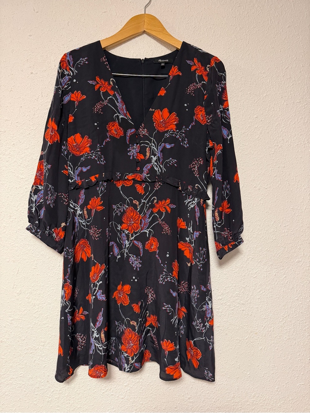 Madewell Silk Ruffle Waist Dress in Wind blown poppies print size 12